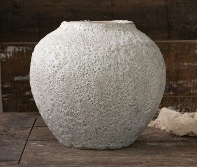 Contemporary Chinese Ceramic Vase Luxury Tabletop Decor with Unique Display Modern Design for Home